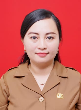 <center>Wali Kelas II<br>Ni Luh Dewi Satriani, S.Pd</center>